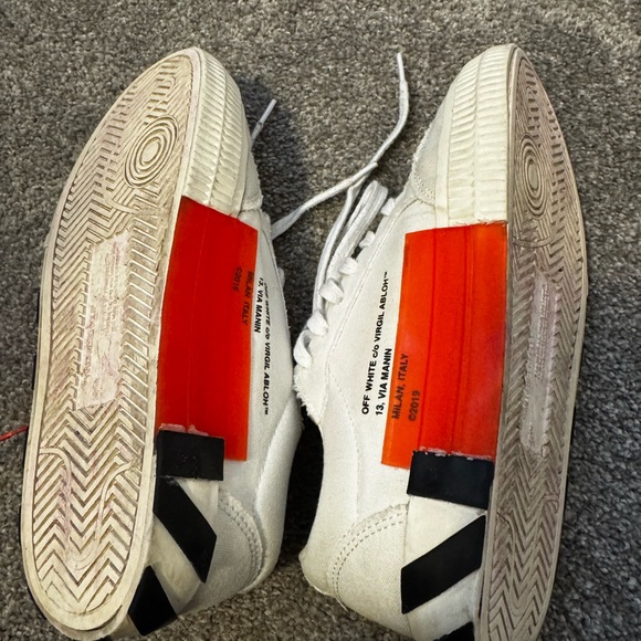 Off-white Vulc Low (Authentic) - Picture 7 of 7